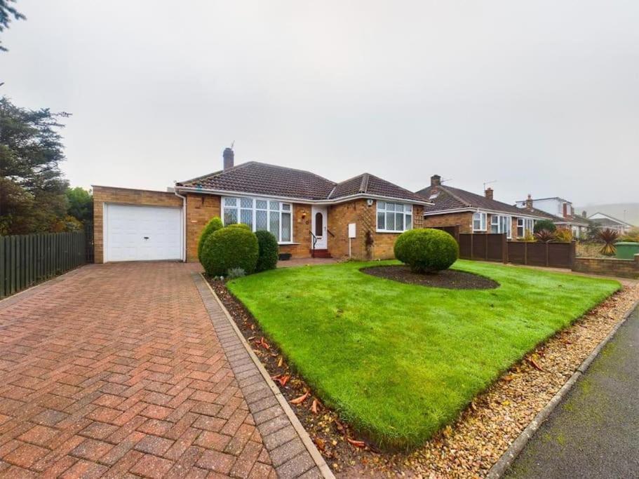 Charming Coastal Bungalow Cayton Dış mekan fotoğraf